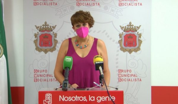 Pepi Cabrera en la sede del PSOE de Ronda
