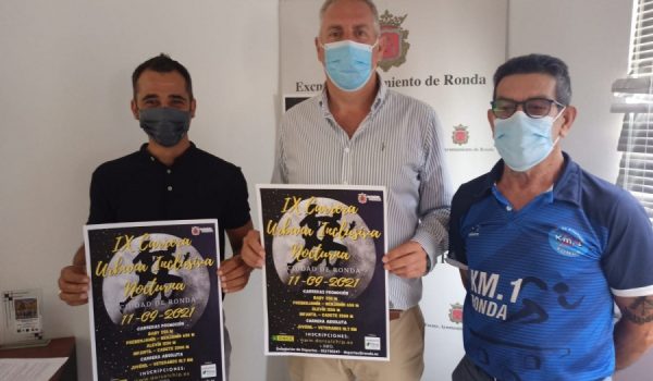 De izquierda a derecha: José María Martín, Carlos Mirasol y Julián Aceves.