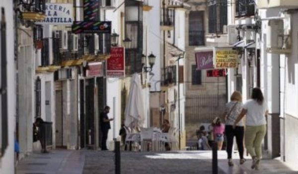 El IA en el Área Sanitaria Serranía desciende hasta los 332,7 casos.