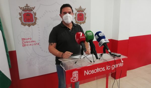 Juan Carlos González, en la sede del PSOE de Ronda.