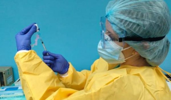 La Junta de Andalucía ha anunciado el adelanto de la dosis de refuerzo de Janssen.