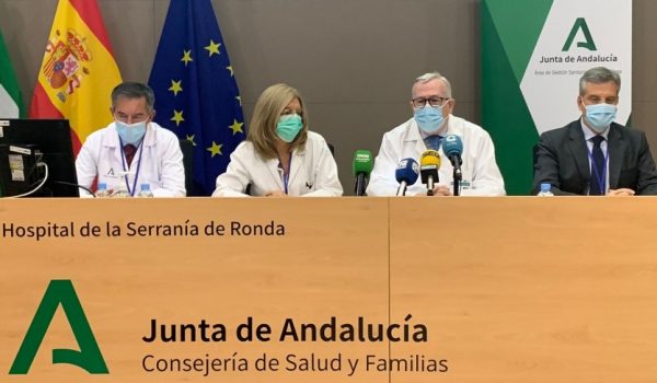 El lema escogido para este ciclo trata de reflejar la importancia de que se cree una “simbiosis” entre el papel de profesionales sanitarios y ciudadanos.