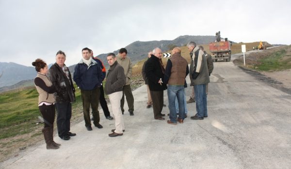 El concejal de Pedanías y responsables de la Diputación han comprobado el alcance de los desperfectos.