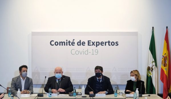 El comité de expertos propondrá la obligatoriedad de presentar certificado COVID o prueba negativa para acceder a centros sanitarios y residencias de mayores.