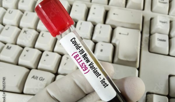 La presencia de la nueva variante ómicron lleva a los expertos a apelar a la prudencia.