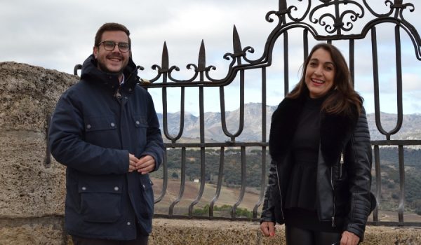 Molina es más conocida por su nombre artístico, Lola de Morón