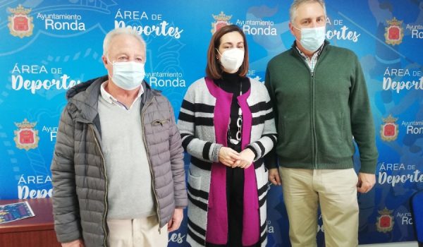 Guerrero junto a Durán y Mirasol, en las oficinas del área de Deportes, donde se ha presentado este lunes el evento