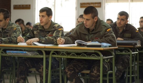 Los actos conmemorativos por el aniversario del Patronato Militar y la festividad de la Virgen de la Paz se celebrarán este sábado.