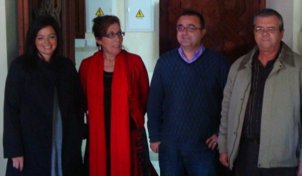 Melisa Lozano, Carmen Torres, Juan Carmona y Juan Villalobos, presentando la cena benéfica.