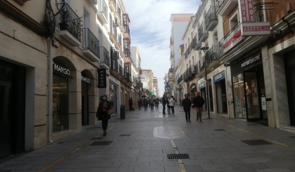 Carrera Espinel es la arteria principal del Centro Comercial Abierto de Ronda