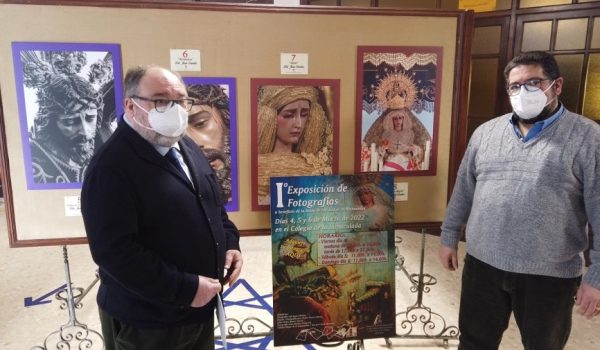 José Manuel Lorenzo y Antonio Vázquez durante la presentación de la exposición fotográfica esta mañana.