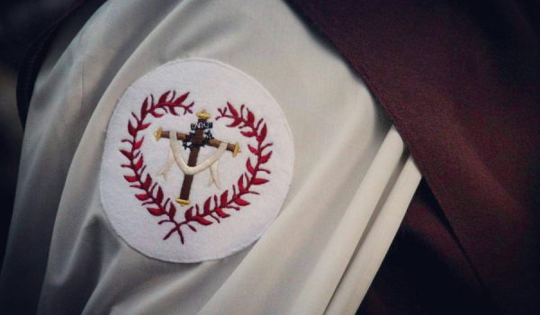 Además de medicamentos y productos de primeros auxilios, son necesarios productos de higiene o comida enlatada.