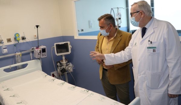 Esta semana el director del Servicio de Emergencias 061 ha visitado el Hospital Comarcal de la Serranía.