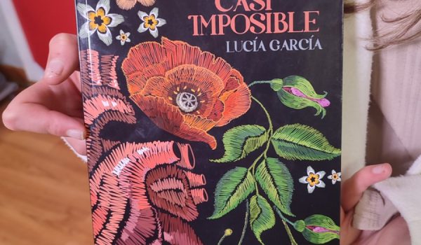 Portada de la primera novela de ficción de esta joven afincada en Arriate