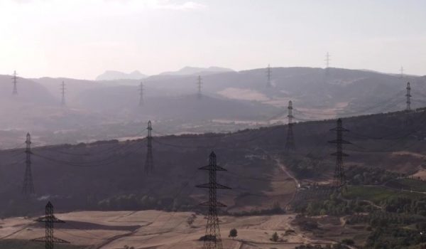 Se van a difundir imágenes hiperrealistas como esta recreación con torretas en nuestro entorno