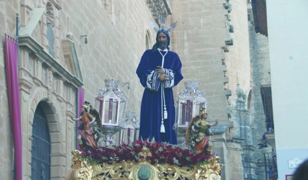 La imagen del Señor fue restaurada por el sevillano Manuel Ramos Corona.