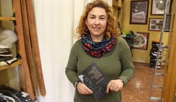 Rosado bebe de referentes como Elvira Sastre o el cantautor Marwan.