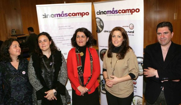Cinemascampo es un proyecto promovido por Benadalid, Benalauría, Benarrabá, Cartajima, Cortes de la Frontera, Jimera de Líbar, Júzcar y el CEDER Serranía de Ronda.