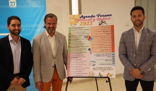El programa ha sido presentado en Málaga por el diputado de Cultura, Víctor González, el alcalde del municipio, Francisco Javier Anet y el concejal Rafael Carlos Melgar.