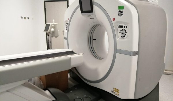 El Hospital de Antequera dispone de dos dispositivos de TAC, mientras que se encuentra más cerca que Ronda de su hospital de referencia.