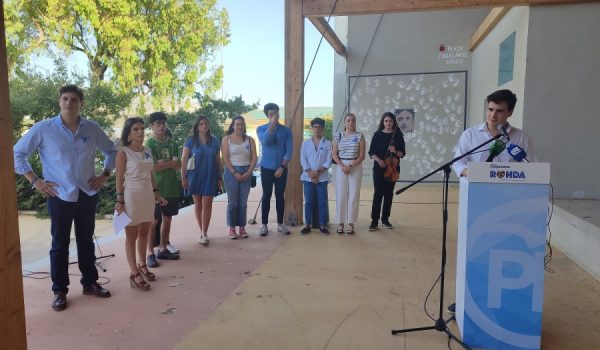 El acto se ha celebrado en plaza que lleva su nombre