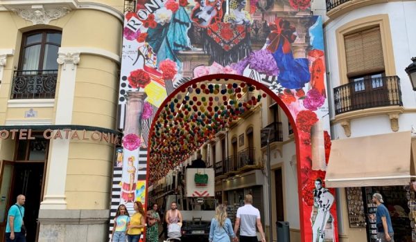 En ella también aparece el padre del creador de la obra, el guitarrista Jesús Jiménez.