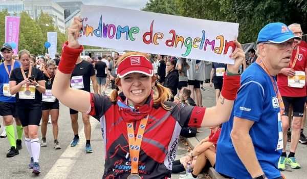 La corredora del club rondeño a su llegada a meta