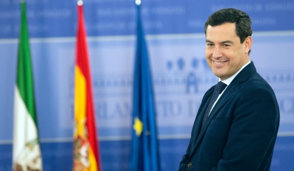 Moreno es uno de los invitados a la boda que acoge una finca cercana a Ronda, a la que también está invitado Antonio Banderas.