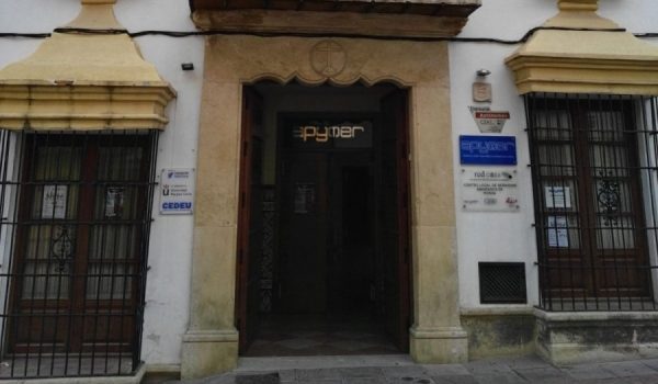 El colectivo empresarial se encuentra en la calle María Cabrera