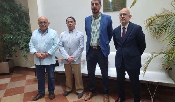 Jesús Vázquez, primer teniente de alcalde; Curro Vázquez, presidente de APYMER; José María Lacomba, gerente de Efinconsulting y Luis María Sánchez, gerente de Green Cities