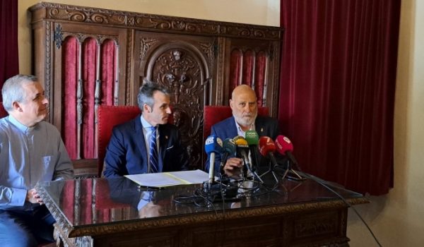 Aranda ha reconocido que recibió el anuncio con sorpresa y que nunca hubiera imaginado ser pregonero de la Semana Santa rondeña.