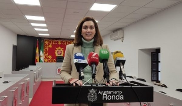 Cristina Durán también ha querido adelantar que los cheques de la Campaña de Navidad se darán después del puente de la Inmaculada