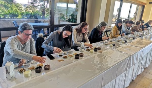 Los participantes son usuarios de la Asociación Parkinson Sol Estepona (APSE) y personas del gabinete geriátrico