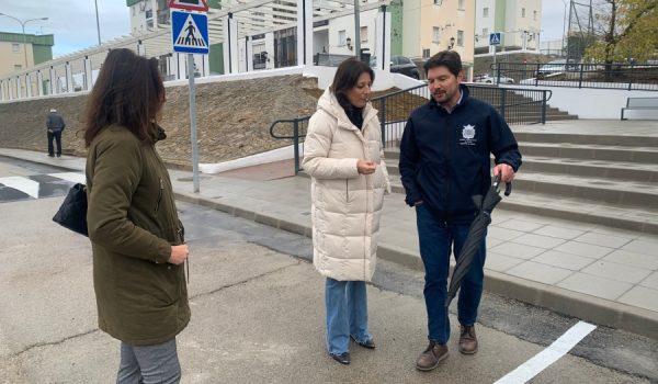 La alcaldesa y la delegada de Obras han visitado la zona