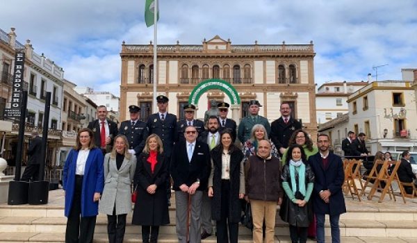 Al acto han asistido diversas autoridades civiles y militares