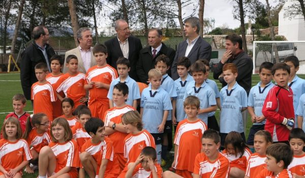 Inauguración del nuevo campo de fútbol de césped artificial de la Entidad Local Autónoma de Montecorto.