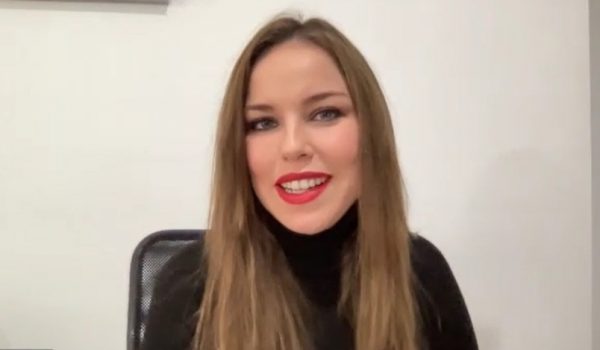 La soprano ha pasado por La Entrevista y ha hecho un repaso por su carrera y futuros proyectos