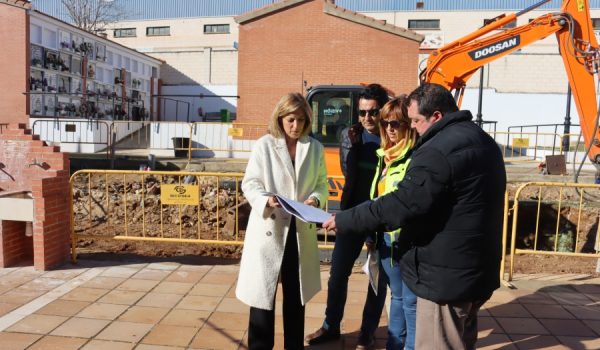 La delegada de Cementerios ha visitado esta mañana las obras