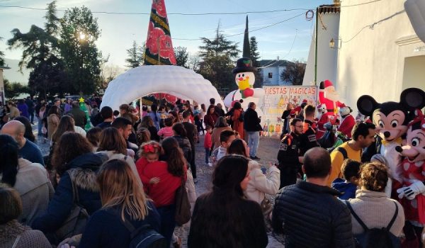 El buen tiempo ha animado a muchas familias a acudir a este espacio durante toda la tarde.