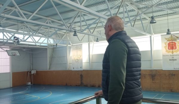 El edil de deportes ha afirmado que la actuación se completará dentro de un mes, si la lluvia lo permite