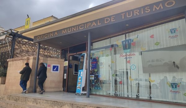 Por las instalaciones municipales han 3.000 visitantes más que hace un año