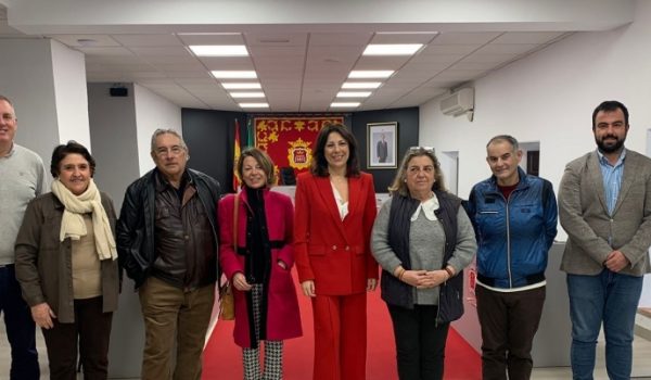 La alcaldesa de Ronda se ha reunido con los homenajeados esta mañana