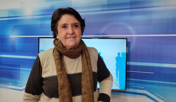 La rondeña en el plató de Charry TV.