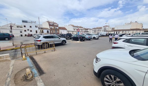 El terreno actual se utiliza como aparcamiento público.