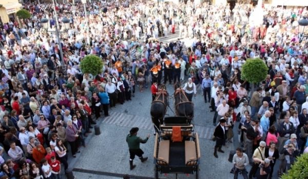Un momento de pasadas ediciones de la recreación histórica, que este año alcanza su novena edición.