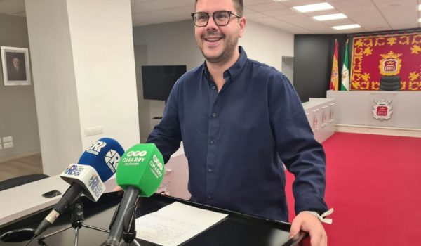 El delegado de Educación ha anunciado la actividad en rueda de prensa