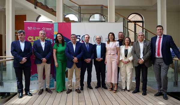 Los cursos se han presentado esta mañana en el rectorado de la Universidad de Málaga