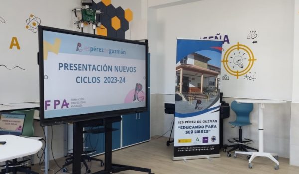 El centro ha presentado oficialmente los nuevos ciclos para el próximo curso
