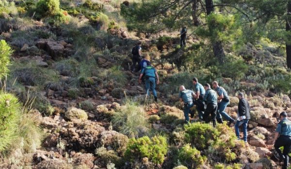 En el dispositivo de búsqueda participaron agentes de la Guardia Civil, del CEDEFO y vecinos de la zona