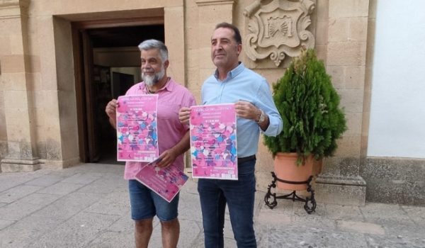 El presidente de la asociación de vecinos Cayetano Arroyo, Antonio Calvente, junto al delegado de Pedanías, Juan Carlos González